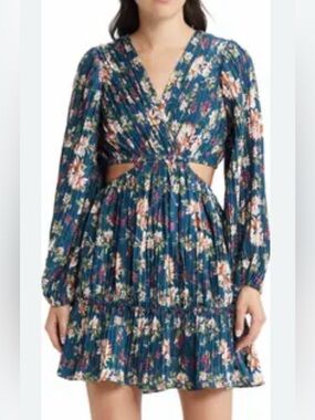 FLORET STUDIOS V-Neck Floral Side Cutout Long Sleeve Dress Size Medium